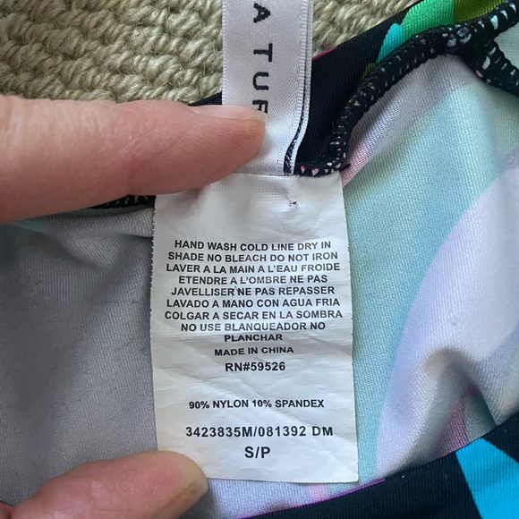 Trina Turk Long Sleeve Swim Tee Small - Picture 4 of 8